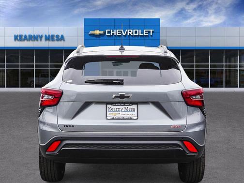 Sterling Gray Metallic 2026 Chevrolet Trax 2RS
