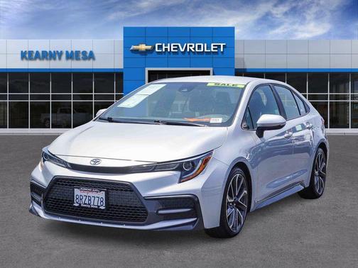 Classic Silver Metallic 2020 Toyota Corolla SE