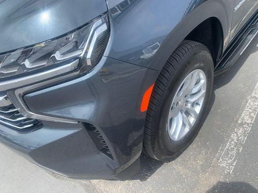 Shadow Gray Metallic 2021 Chevrolet Suburban LT