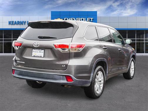 2014 Toyota Highlander LE