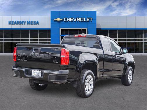 Black 2022 Chevrolet Colorado LT