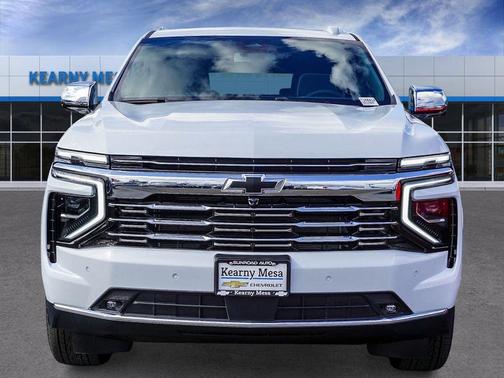 Polar White Tricoat 2026 Chevrolet Suburban Premier