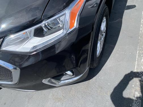 Mosaic Black Metallic 2020 Chevrolet Traverse LT Cloth