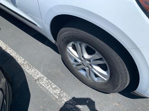 Summit White 2020 Buick Enclave Essence