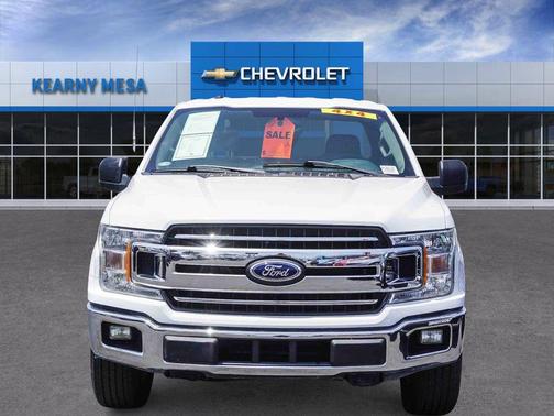 Oxford White 2018 Ford F-150 XL