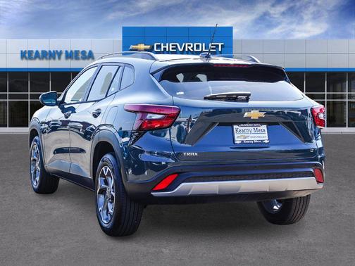 Cypress Gray 2026 Chevrolet Trax LT