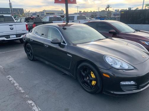 2012 Porsche Panamera 4