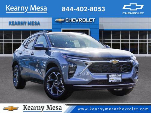 Sterling Gray Metallic 2026 Chevrolet Trax LT