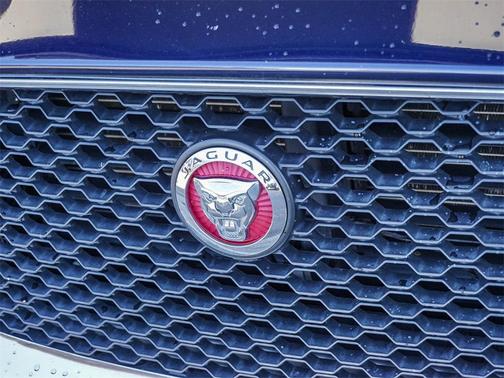 2020 Jaguar F-PACE 25t Premium