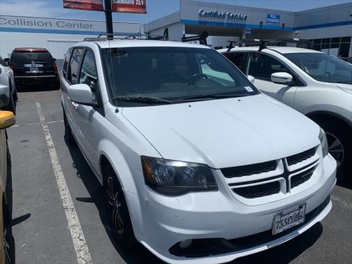 2016 Dodge Grand Caravan R/T