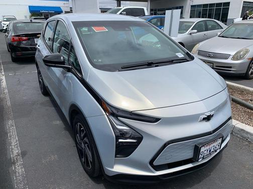 Silver Flare Metallic 2023 Chevrolet Bolt EV 2LT