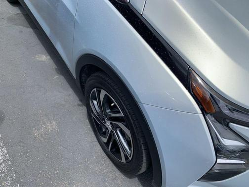 Silver Flare Metallic 2023 Chevrolet Bolt EV 2LT