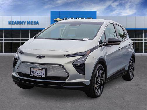 Silver Flare Metallic 2023 Chevrolet Bolt EV 2LT