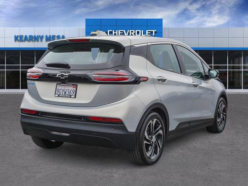 Silver Flare Metallic 2023 Chevrolet Bolt EV 2LT