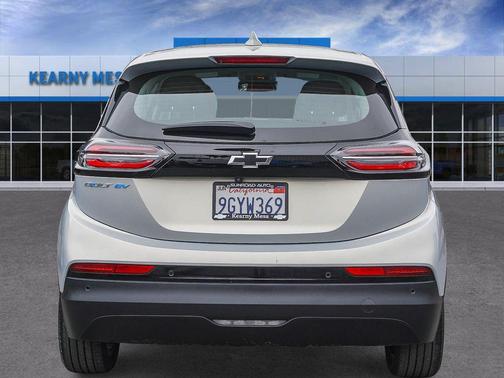 Silver Flare Metallic 2023 Chevrolet Bolt EV 2LT