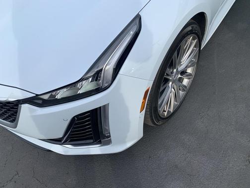 2022 Cadillac CT5 Premium Luxury