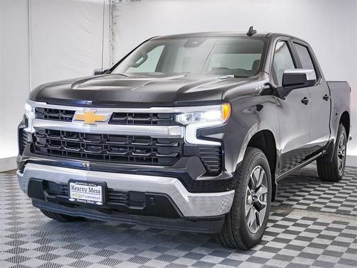 2025 Chevrolet Silverado 1500 LT