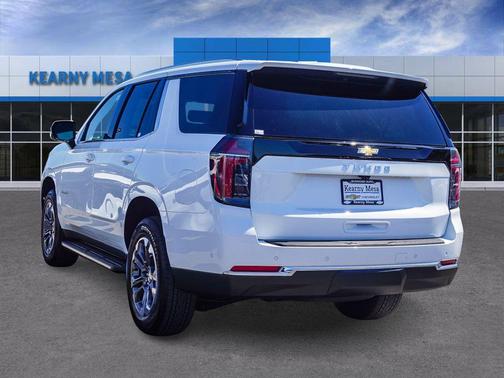 2026 Chevrolet Tahoe LS