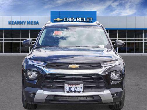Mosaic Black Metallic 2023 Chevrolet Trailblazer LT