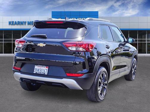 Mosaic Black Metallic 2023 Chevrolet Trailblazer LT
