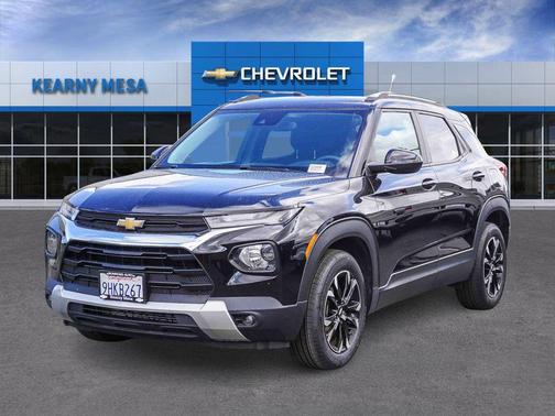 Mosaic Black Metallic 2023 Chevrolet Trailblazer LT