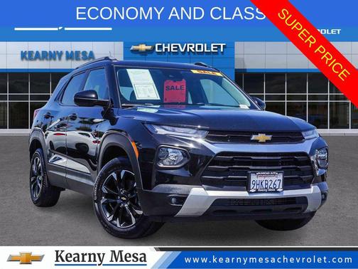 Mosaic Black Metallic 2023 Chevrolet Trailblazer LT