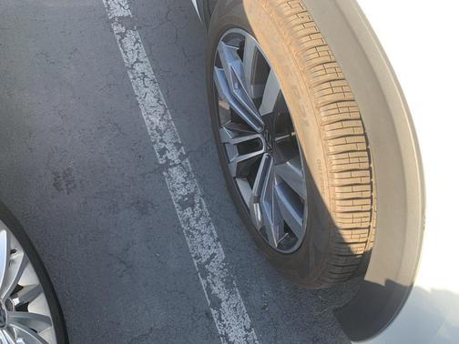 2023 Volkswagen Atlas 3.6L SEL Premium