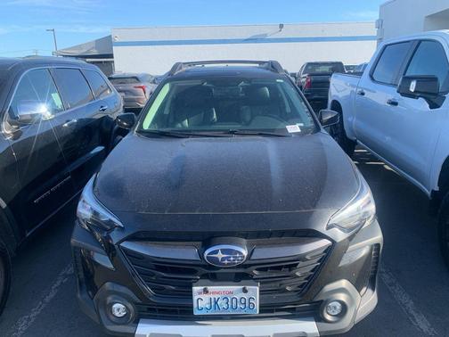 Crystal Black Silica 2024 Subaru Outback Limited