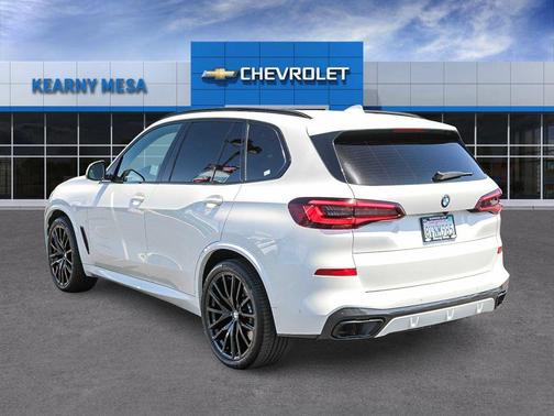 Alpine White 2021 BMW X5 xDrive40i