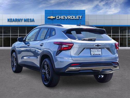 Sterling Gray Metallic 2026 Chevrolet Trax ACTIV