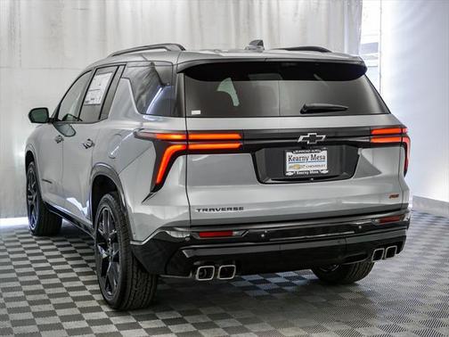 2025 Chevrolet Traverse RS