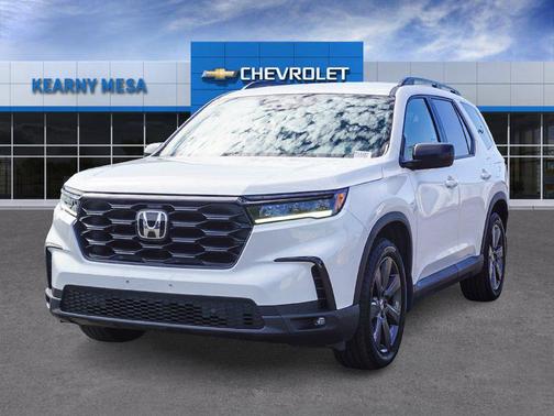 White 2025 Honda Pilot Sport