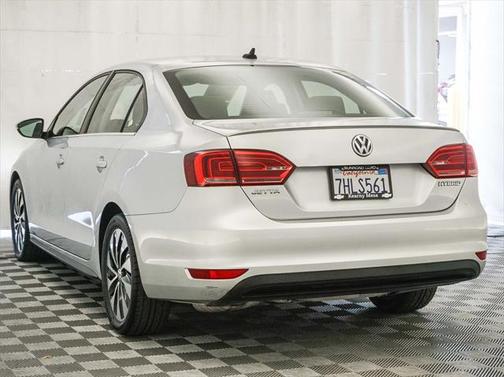 2014 Volkswagen Jetta Hybrid SEL Premium