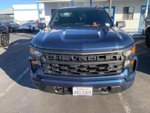 2023 Chevrolet Silverado 1500 Custom