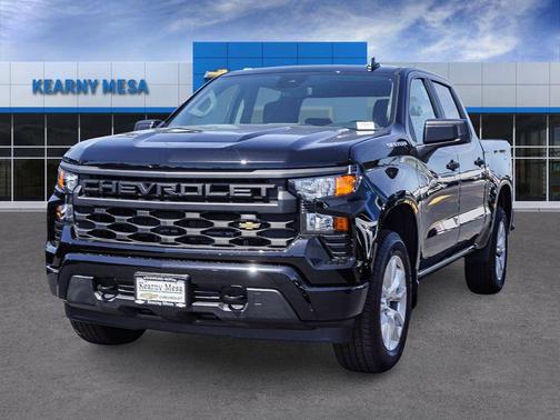 Black 2026 Chevrolet Silverado 1500 Custom