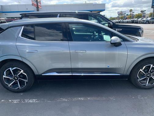 Sterling Gray Metallic 2025 Chevrolet Equinox EV LT