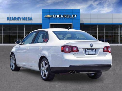Candy White 2010 Volkswagen Jetta Limited Edition