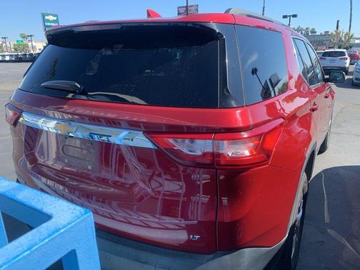 Cajun Red Tintcoat 2021 Chevrolet Traverse LT Cloth