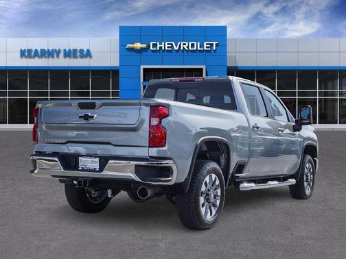 Sterling Gray Metallic 2026 Chevrolet Silverado 2500 LT