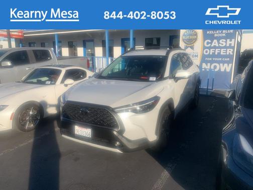 2023 Toyota Corolla Cross XLE