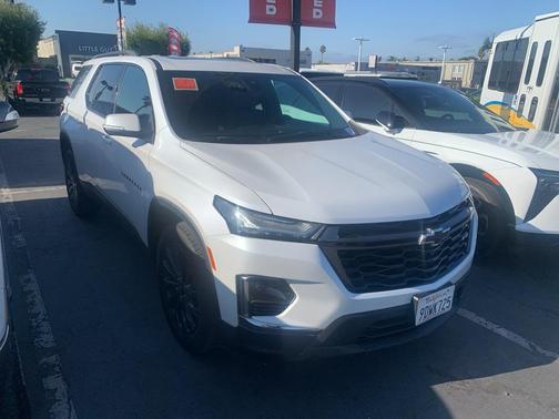 2023 Chevrolet Traverse RS