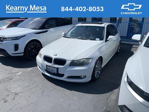 Alpine White 2011 BMW 328 i