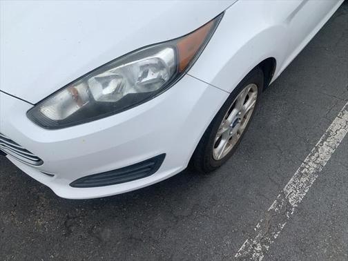 2015 Ford Fiesta SE