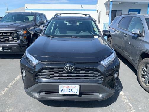 2023 Toyota RAV4 XLE Premium