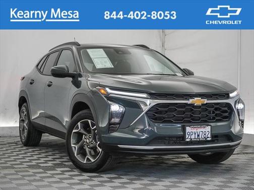 2025 Chevrolet Trax LT