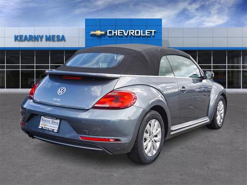 2018 Volkswagen Beetle 2.0T S