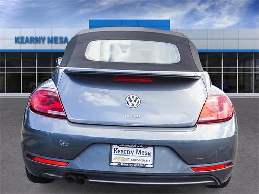 2018 Volkswagen Beetle 2.0T S