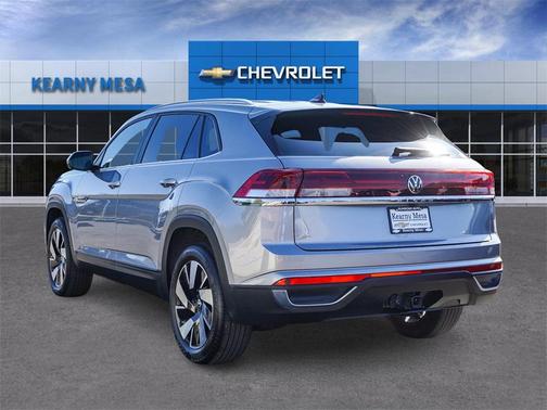 2024 Volkswagen Atlas Cross Sport 2.0T SE w/Technology