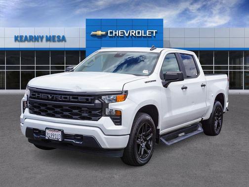 Summit White 2023 Chevrolet Silverado 1500 Custom