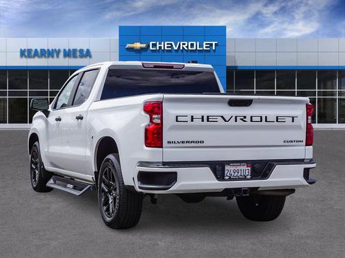 Summit White 2023 Chevrolet Silverado 1500 Custom